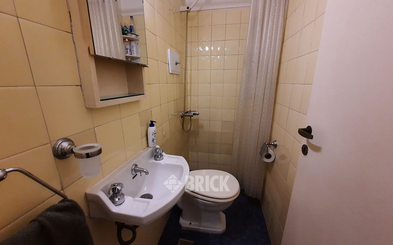 URIBURU, JOSE EVARISTO al 1000 Piso 2 11