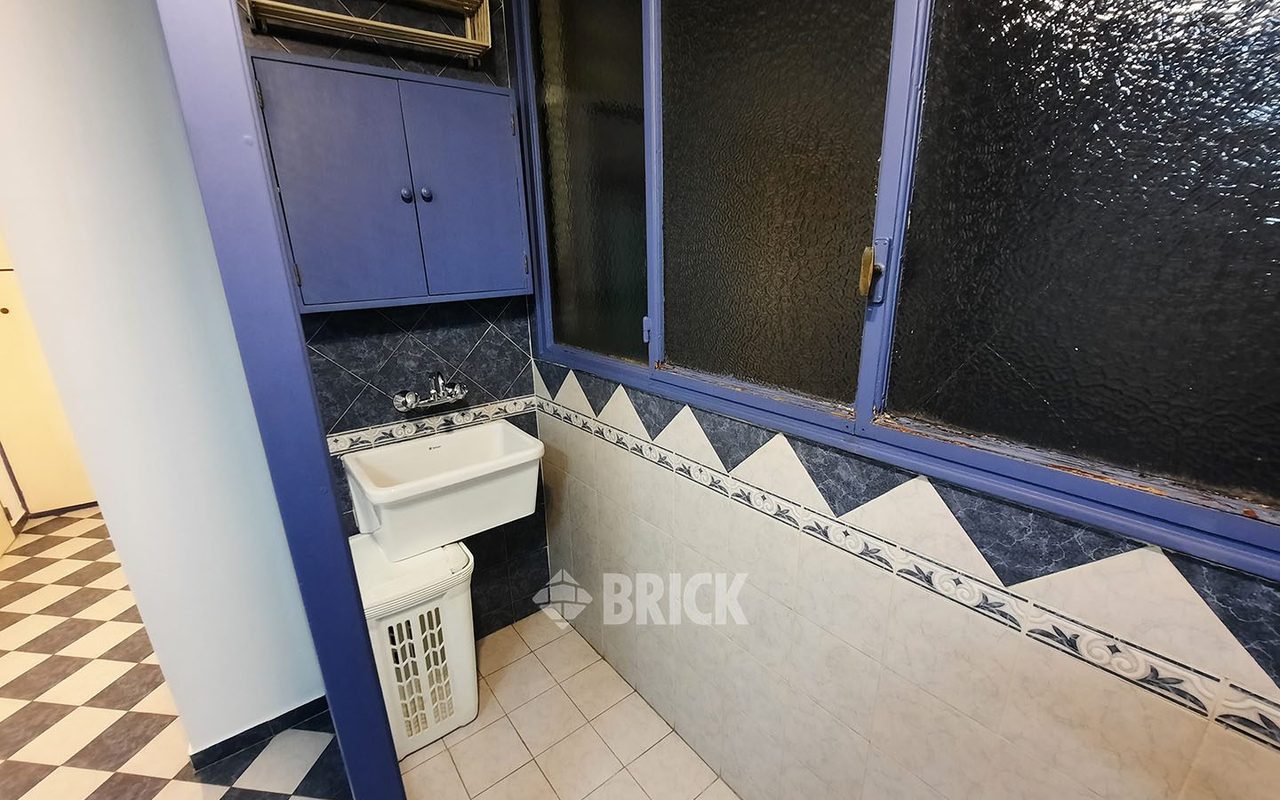 URIBURU, JOSE EVARISTO al 1000 Piso 2 21