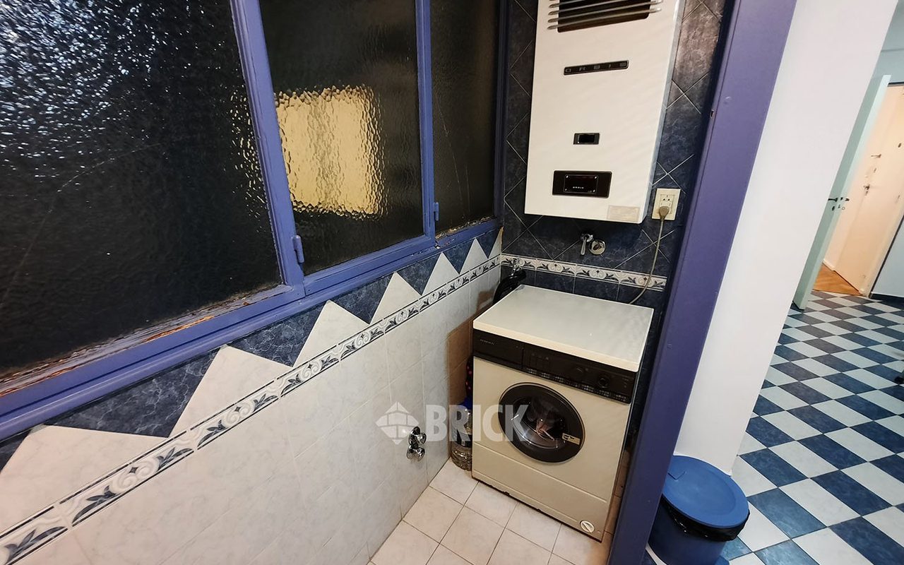 URIBURU, JOSE EVARISTO al 1000 Piso 2 22