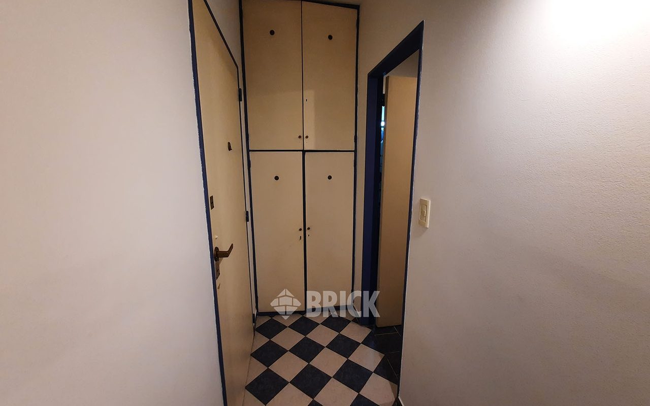 URIBURU, JOSE EVARISTO al 1000 Piso 2 23