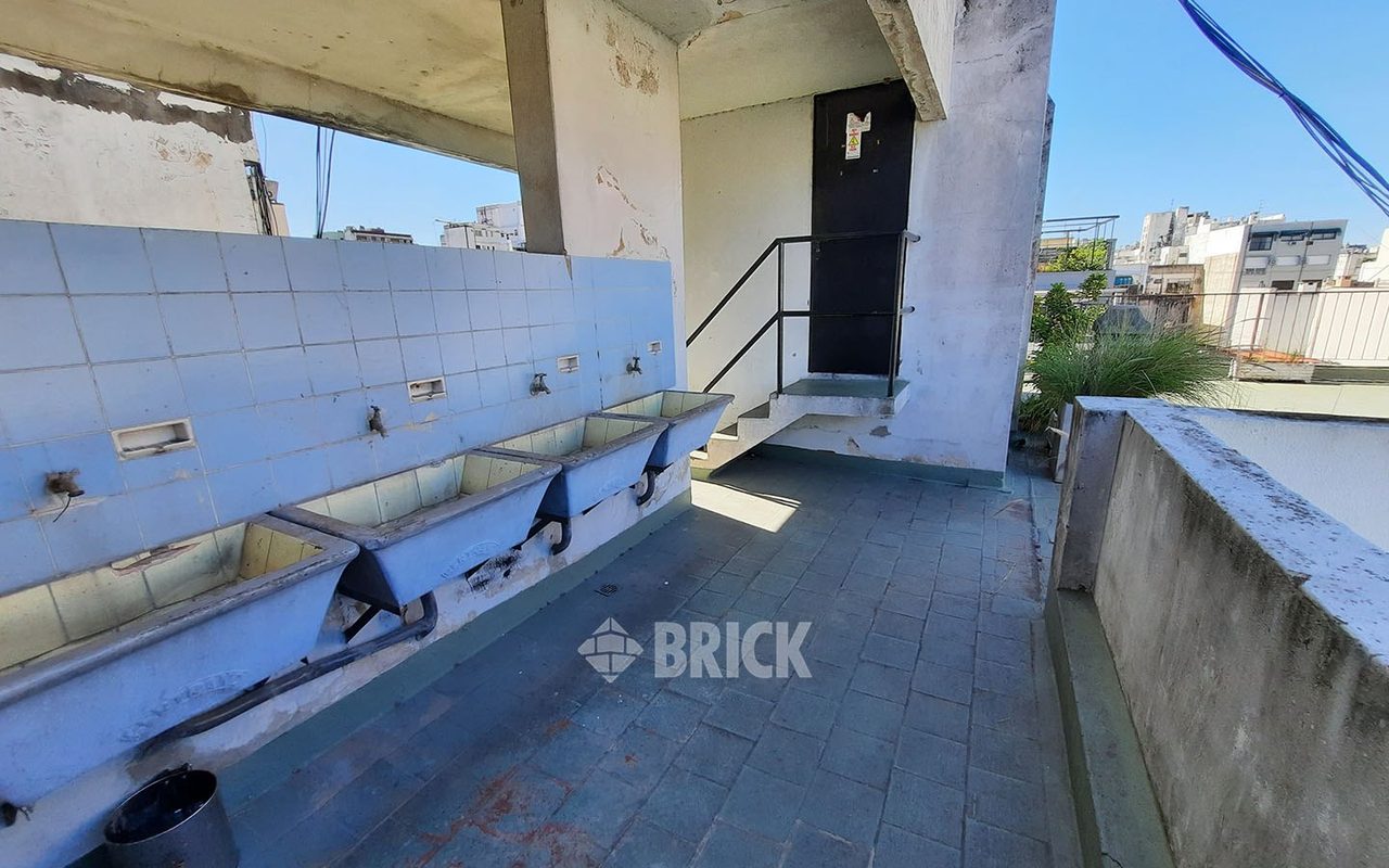 URIBURU, JOSE EVARISTO al 1000 Piso 2 29