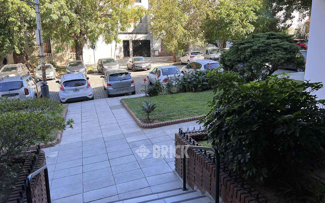 MELIAN, AV. al 2300 Piso 3 24