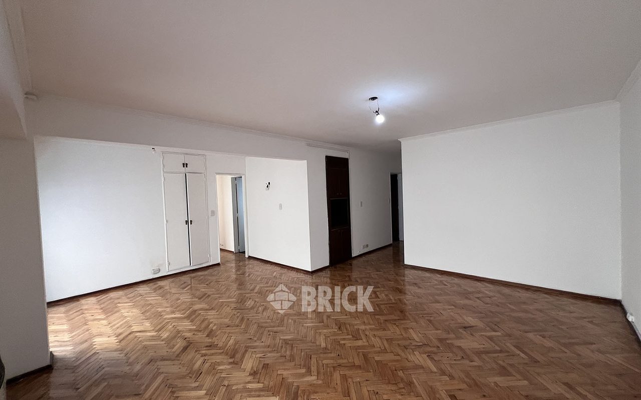 MELIAN, AV. al 2300 Piso 3 5