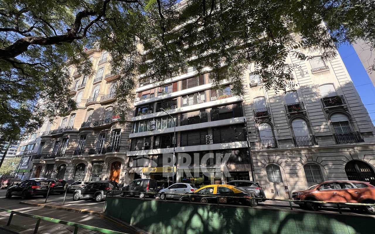 PARAGUAY al 1100 Piso 7 40