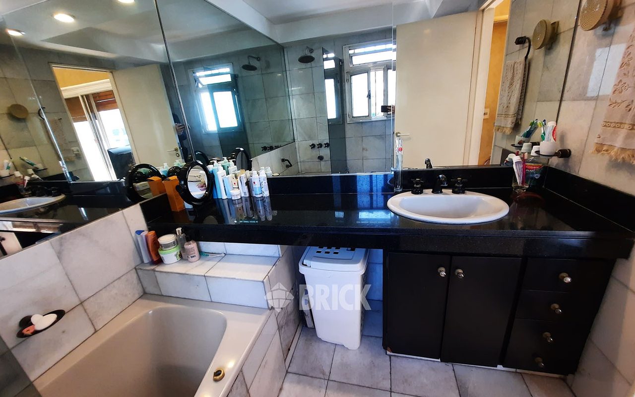 RIVERA, PEDRO IGNACIO al 2600 Piso 3° Y 4° 28