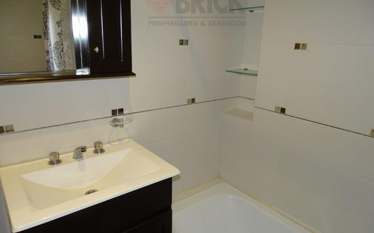 PARAGUAY al 3400 Piso PB 13