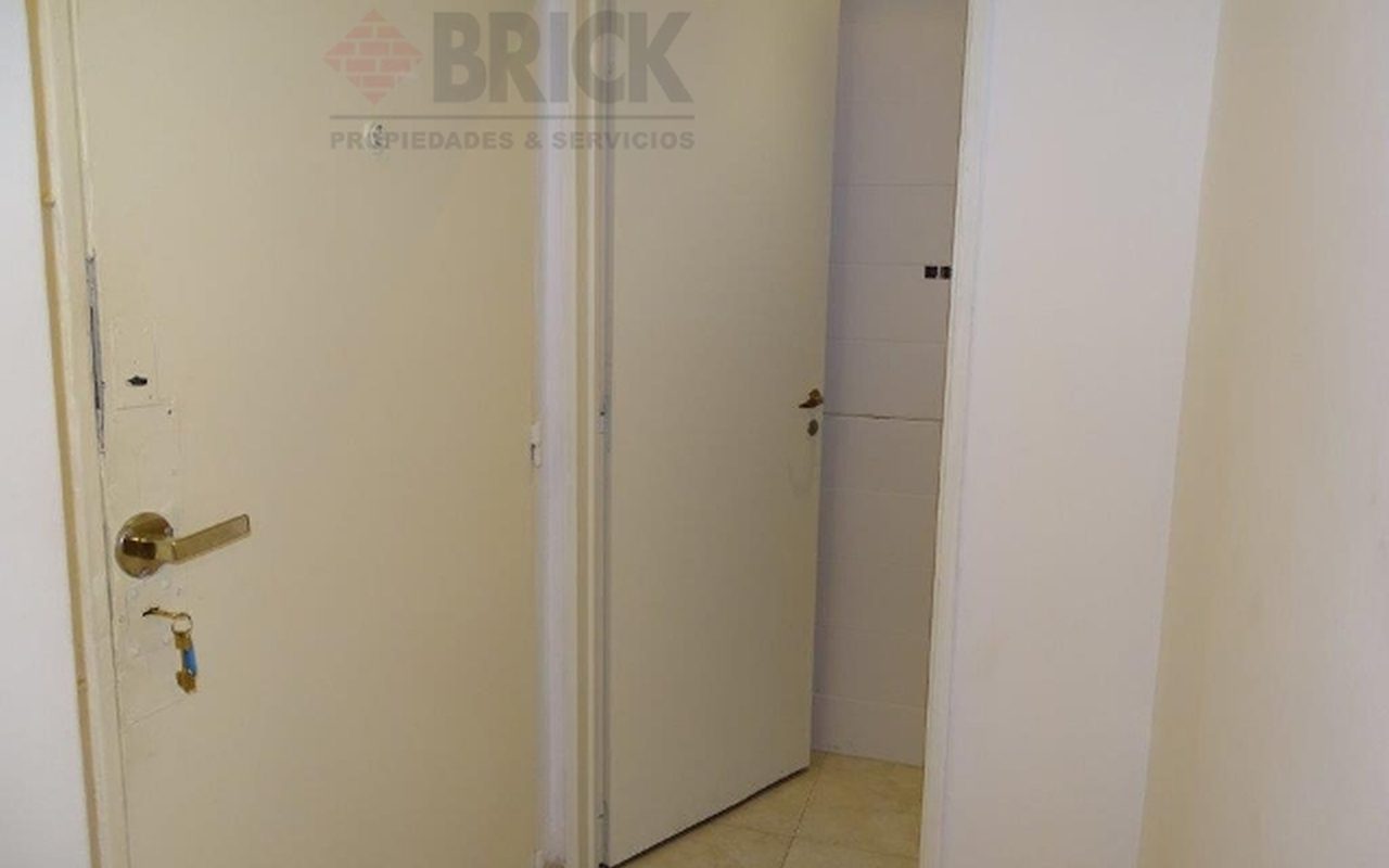 PARAGUAY al 3400 Piso PB 14