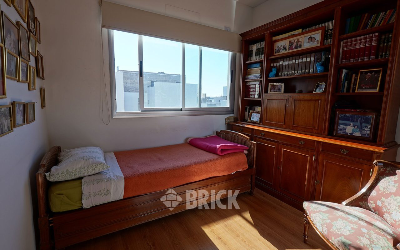 AVELLANEDA, AV. al 1700 Piso 8 10