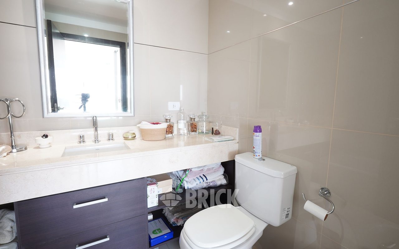 AVELLANEDA, AV. al 1700 Piso 8 19