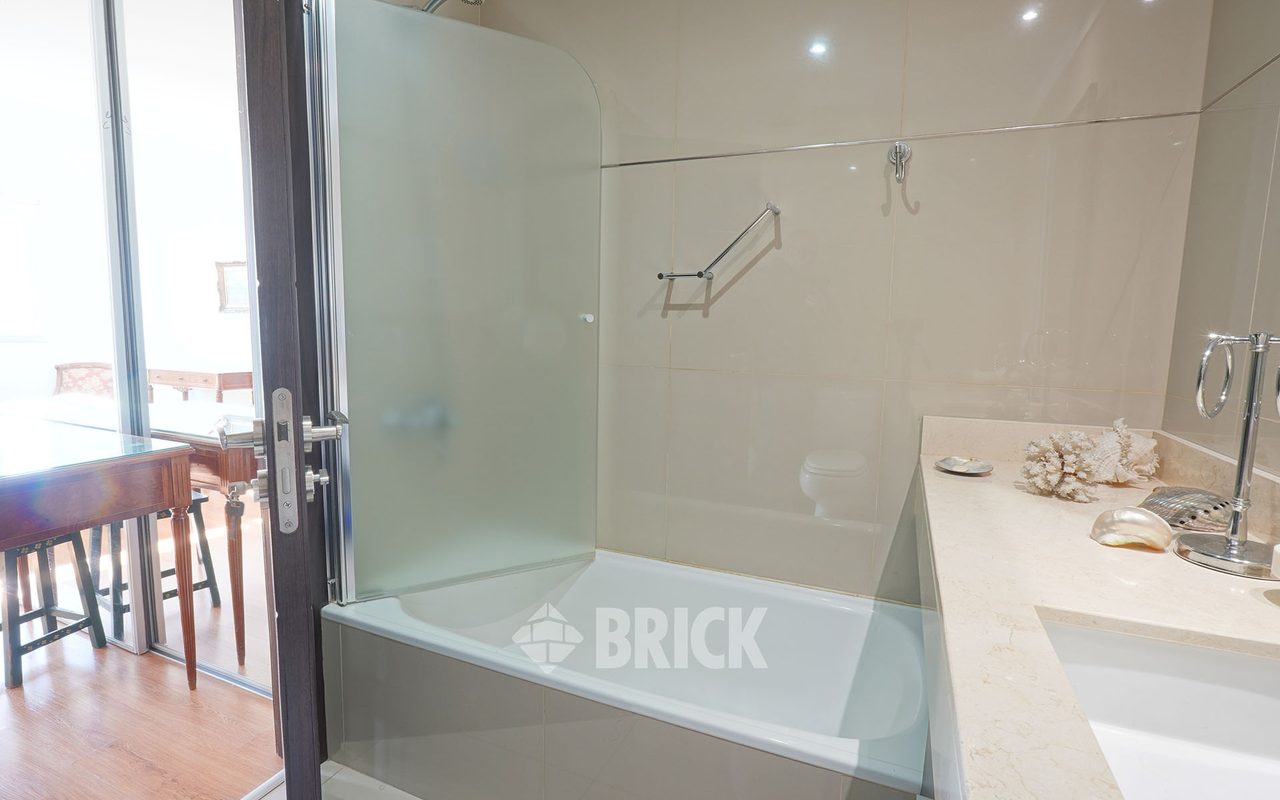 AVELLANEDA, AV. al 1700 Piso 8 20