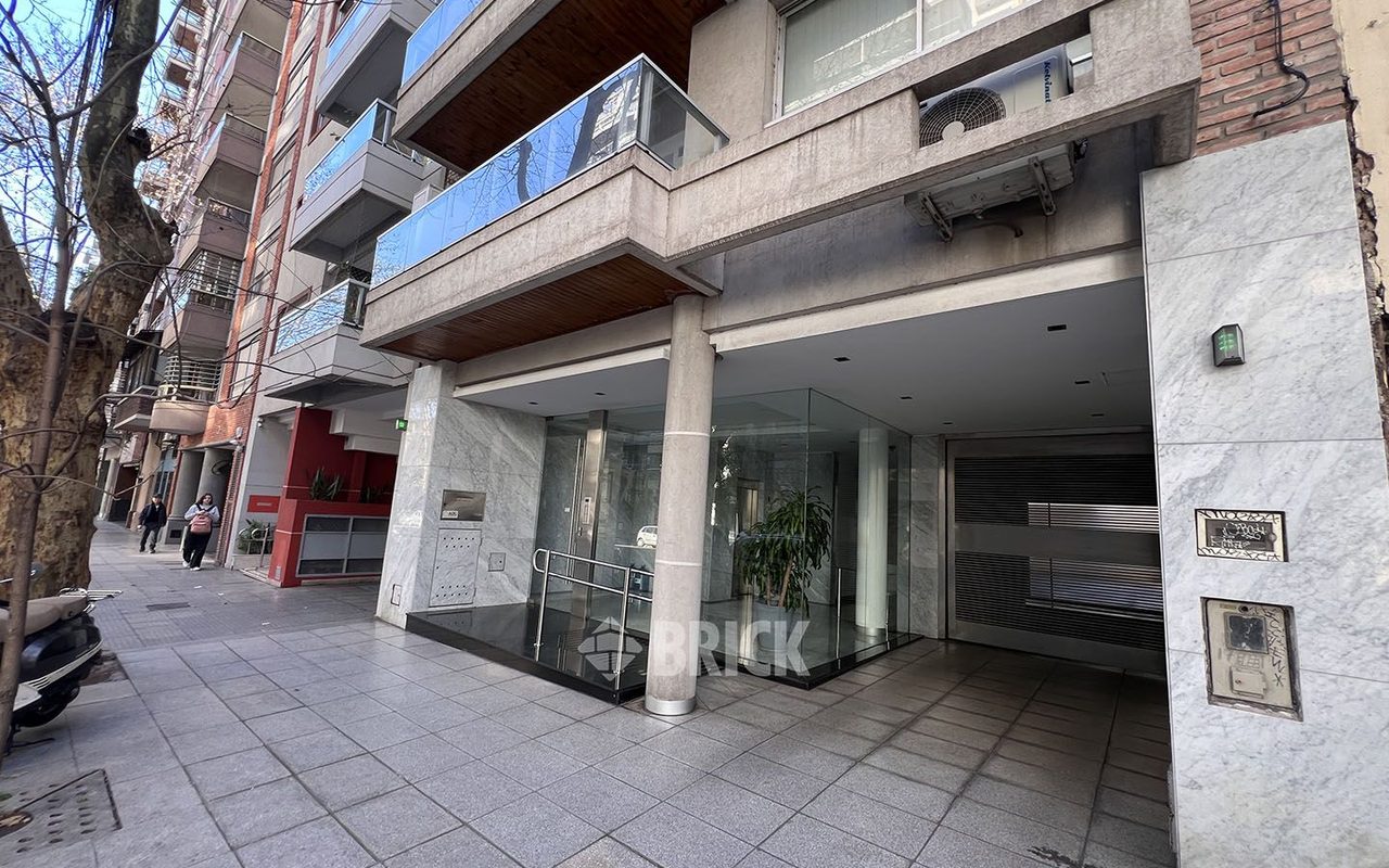 AVELLANEDA, AV. al 1700 Piso 8 28