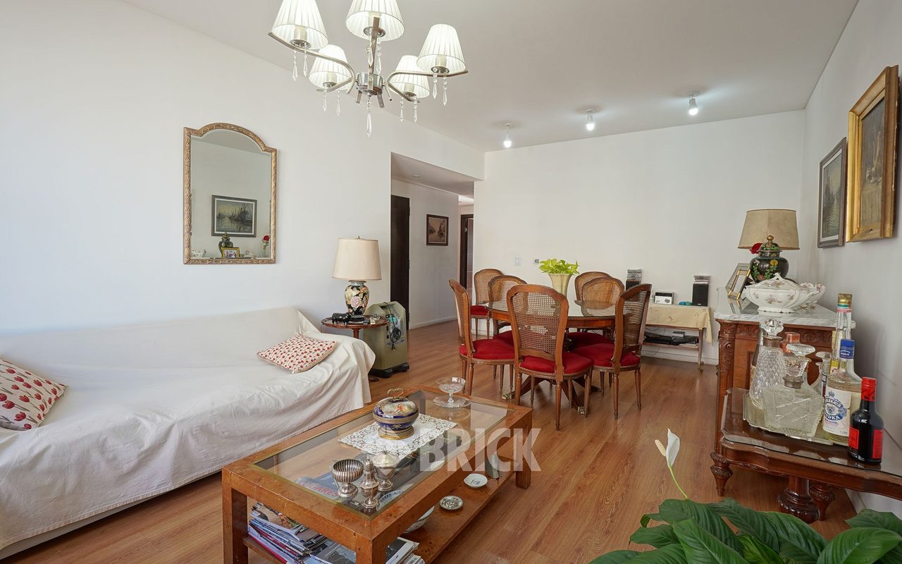 AVELLANEDA, AV. al 1700 Piso 8 4