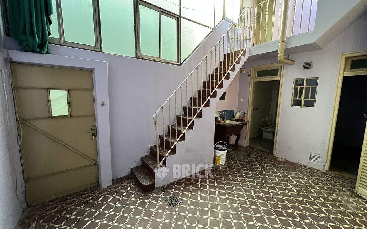 DE LA CRUZ, SOR JUANA INES al 1500 Piso PB 4