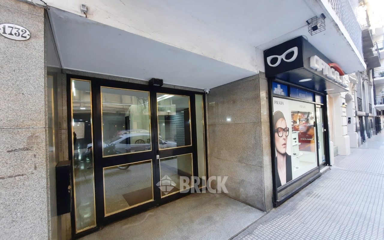 ARENALES al 1700 Piso 2 25