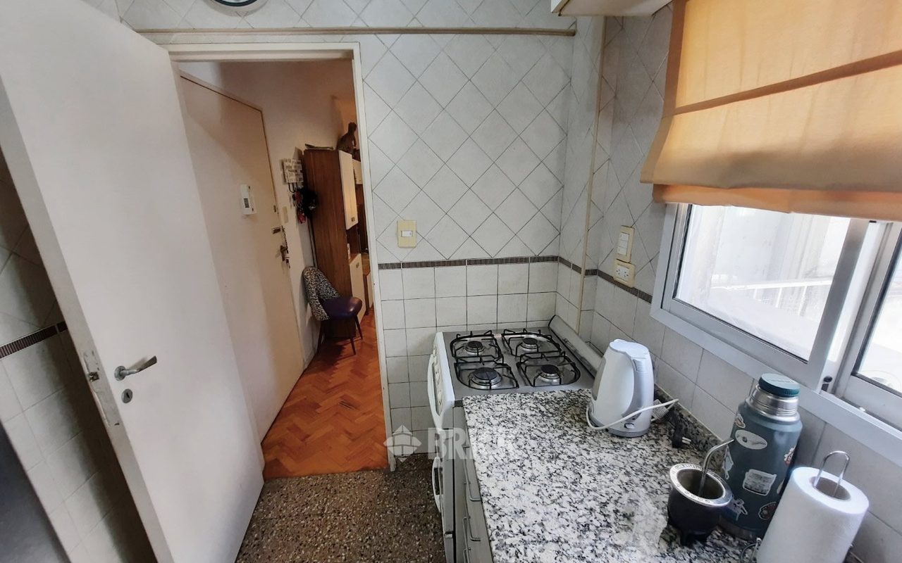 SARMIENTO al 2000 Piso 5 20