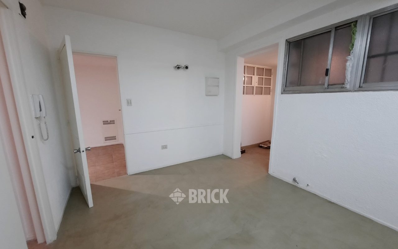 ALVEAR, MARCELO T. DE al 900 Piso 1 15