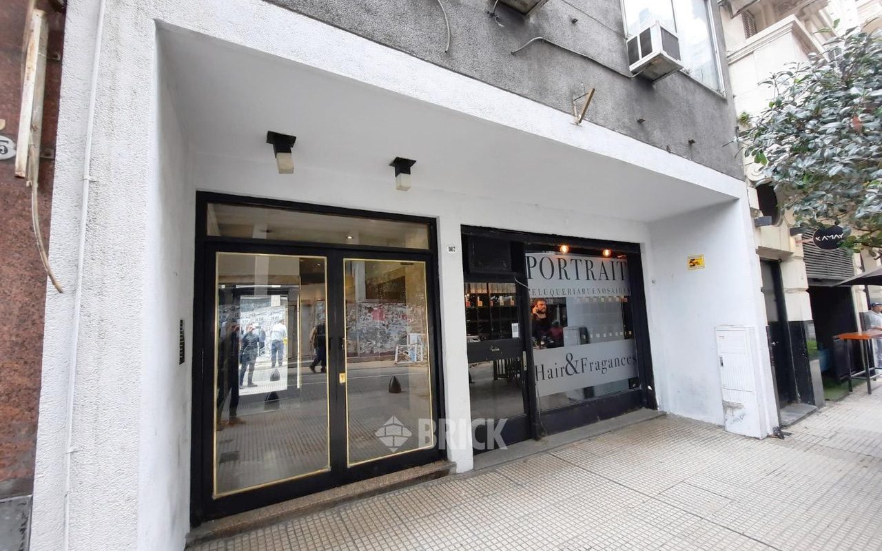 ALVEAR, MARCELO T. DE al 900 Piso 1 24