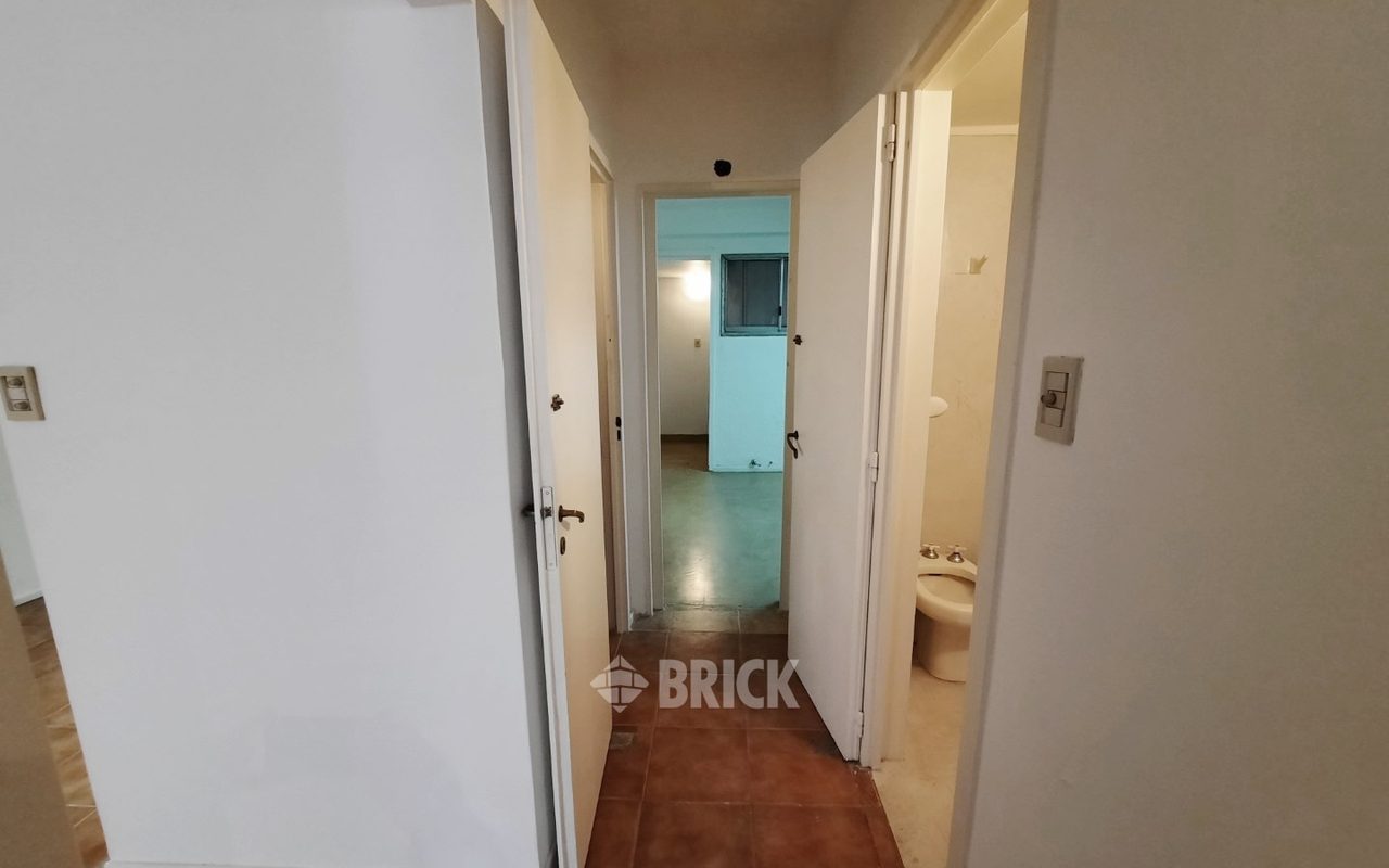 ALVEAR, MARCELO T. DE al 900 Piso 1 7