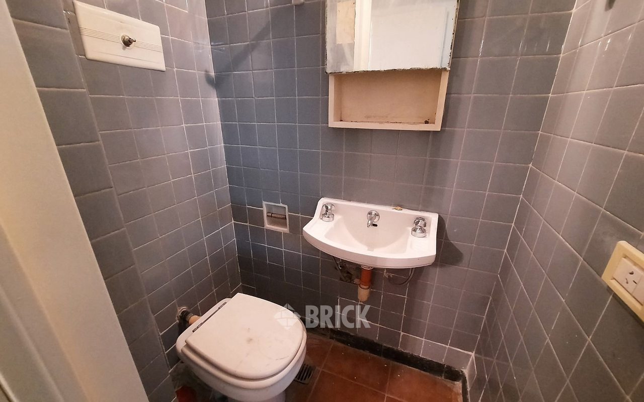 ALVEAR, MARCELO T. DE al 900 Piso 1 8