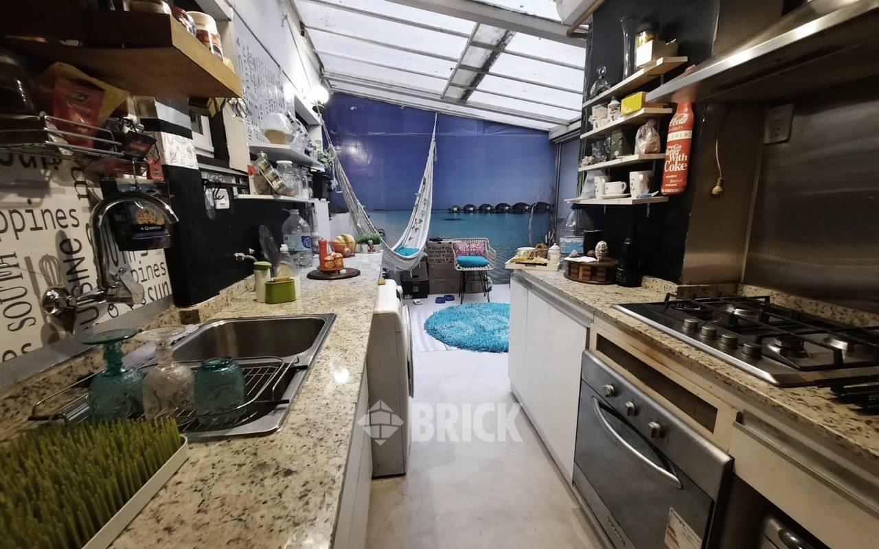 LAS HERAS, AV. al 2600 Piso 1 24