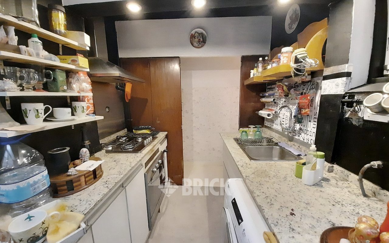 LAS HERAS, AV. al 2600 Piso 1 25