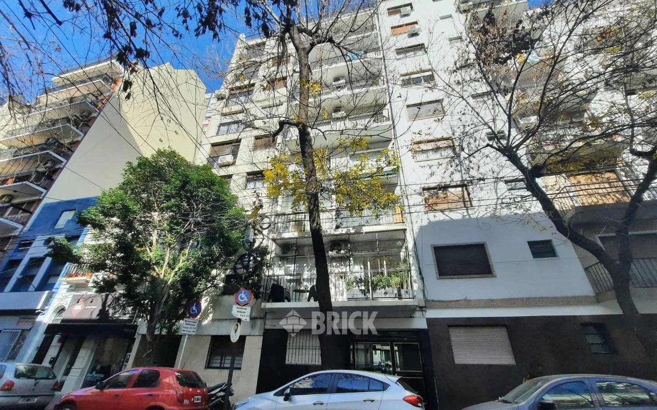 ARENALES al 2700 Piso 3 24