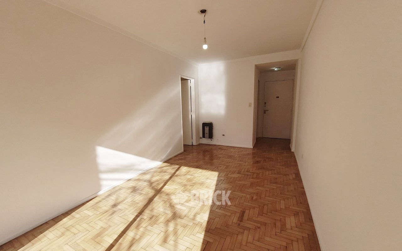 ARENALES al 2700 Piso 3 5