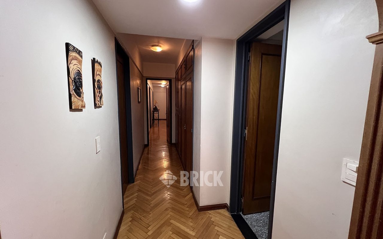 LA PAMPA al 1900 Piso 9 16