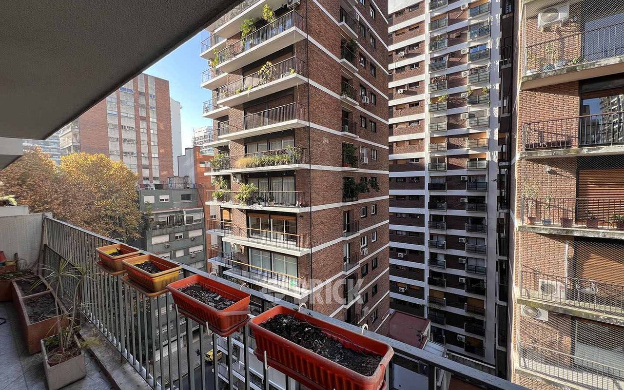 LA PAMPA al 1900 Piso 9 26