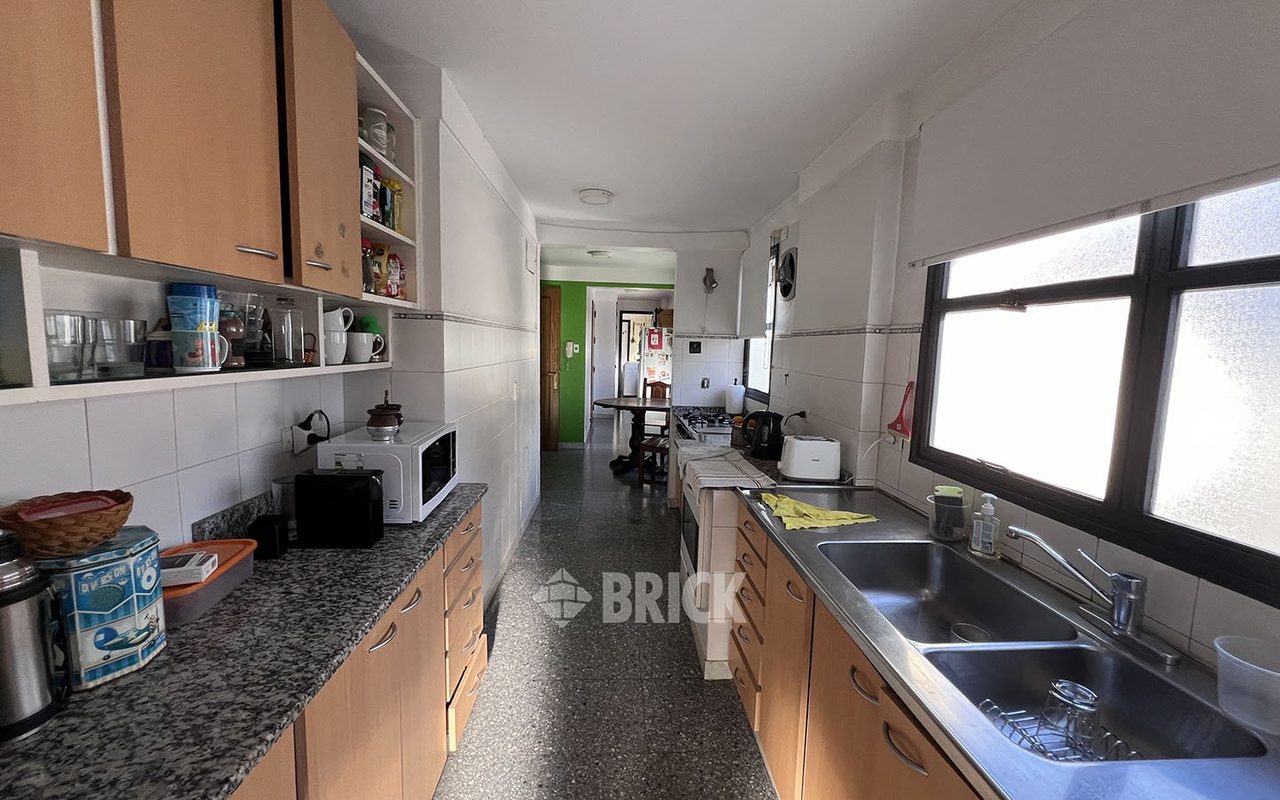 LA PAMPA al 1900 Piso 9 35