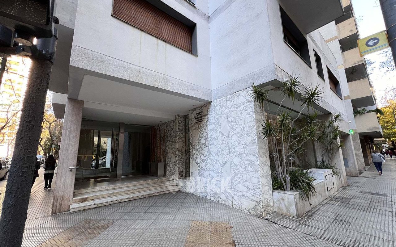 LA PAMPA al 1900 Piso 9 42