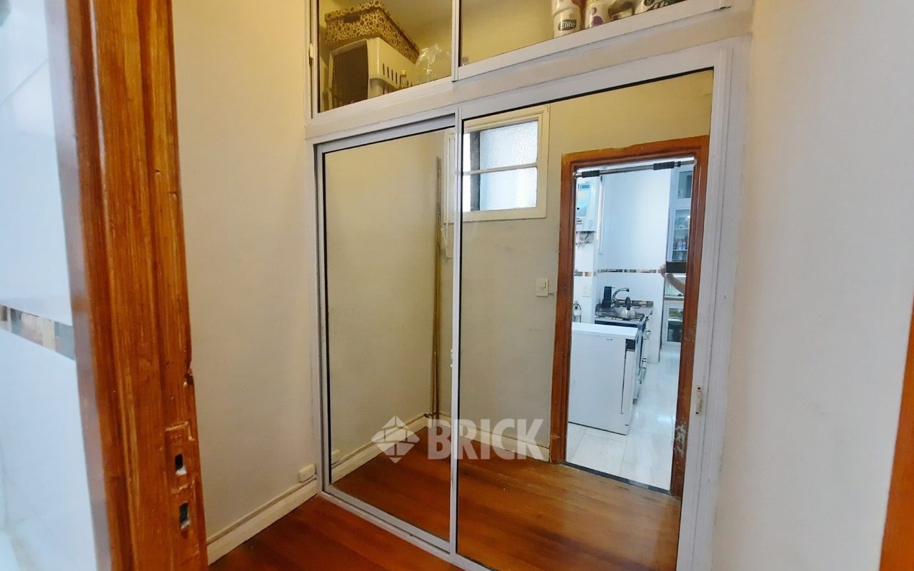 TUCUMAN al 2100 Piso 4 22