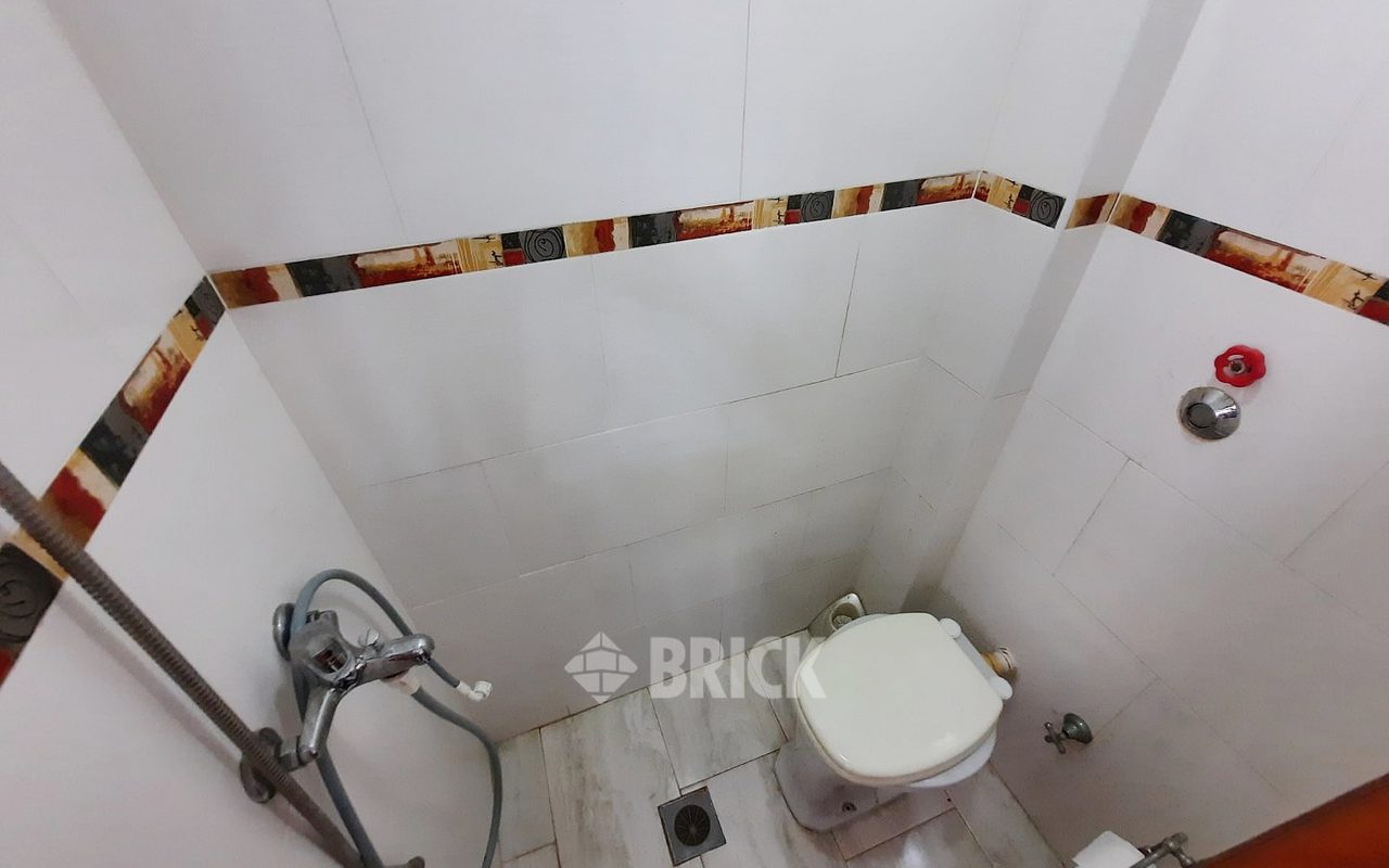 TUCUMAN al 2100 Piso 4 24