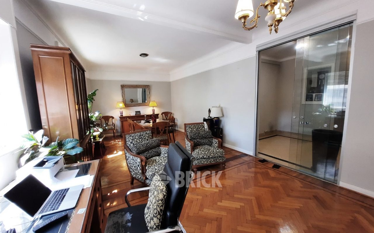 TUCUMAN al 2100 Piso 4 4