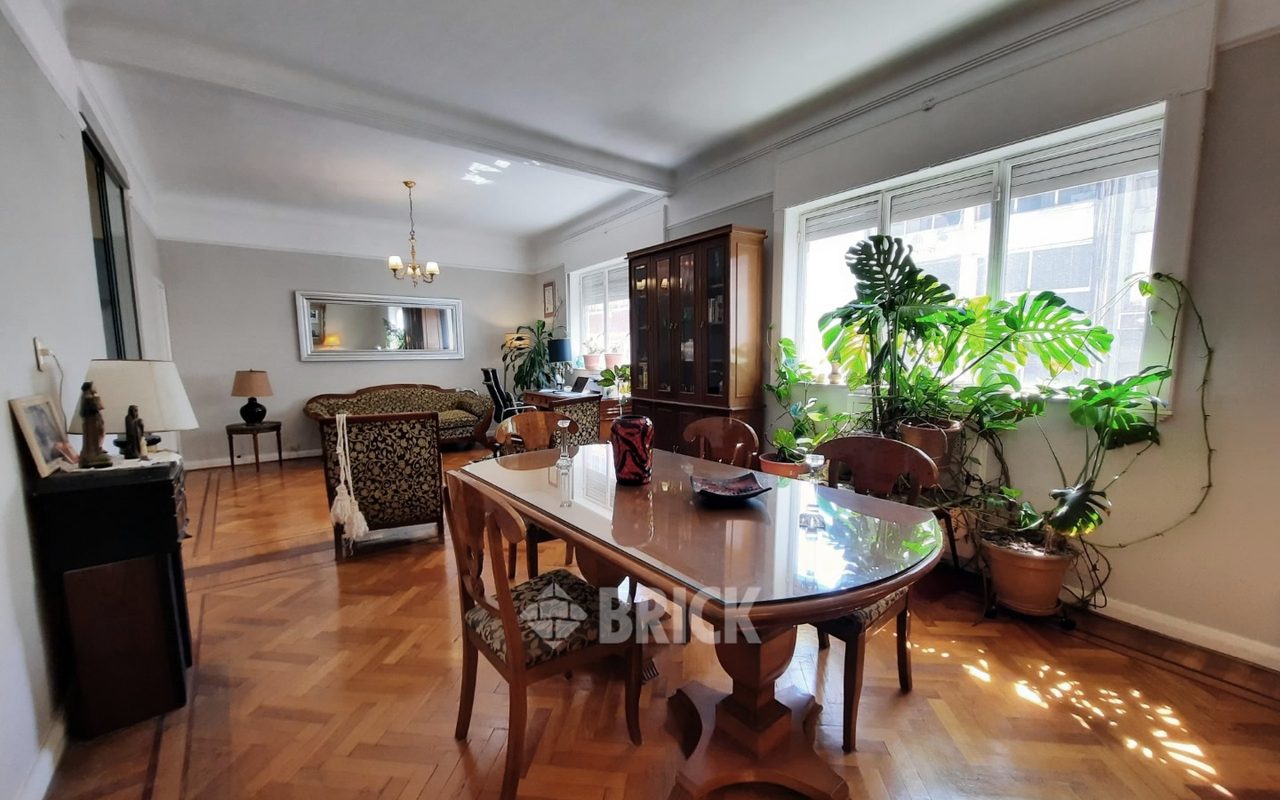 TUCUMAN al 2100 Piso 4 6