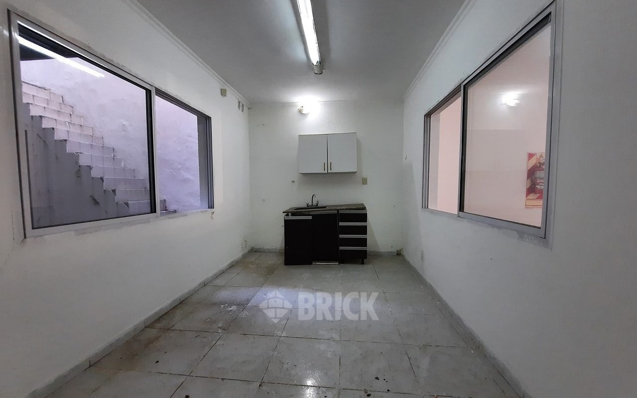 CALVO, CARLOS al 1100 14