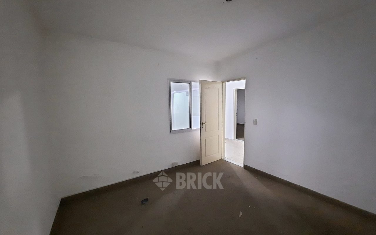 CALVO, CARLOS al 1100 22