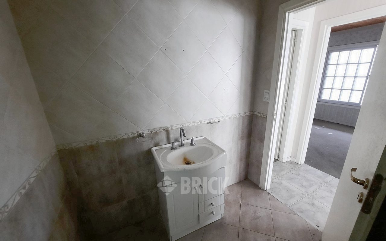 CALVO, CARLOS al 1100 37