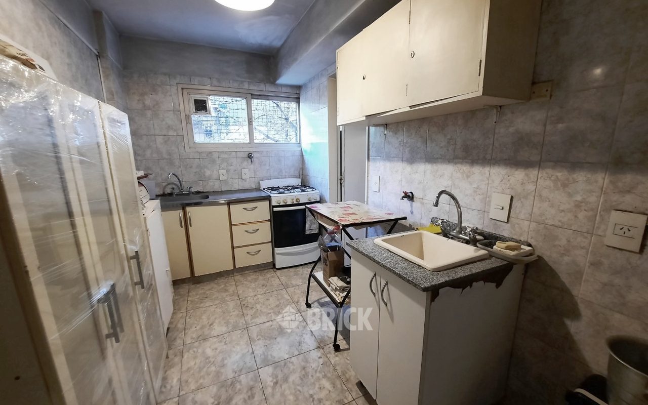 ALVEAR, MARCELO T. DE al 1800 Piso 1 22