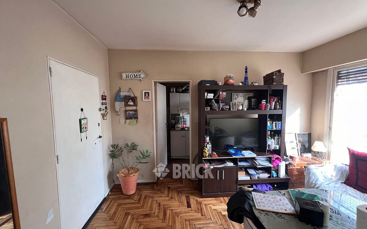 LAMBARE al 1100 Piso 9 3