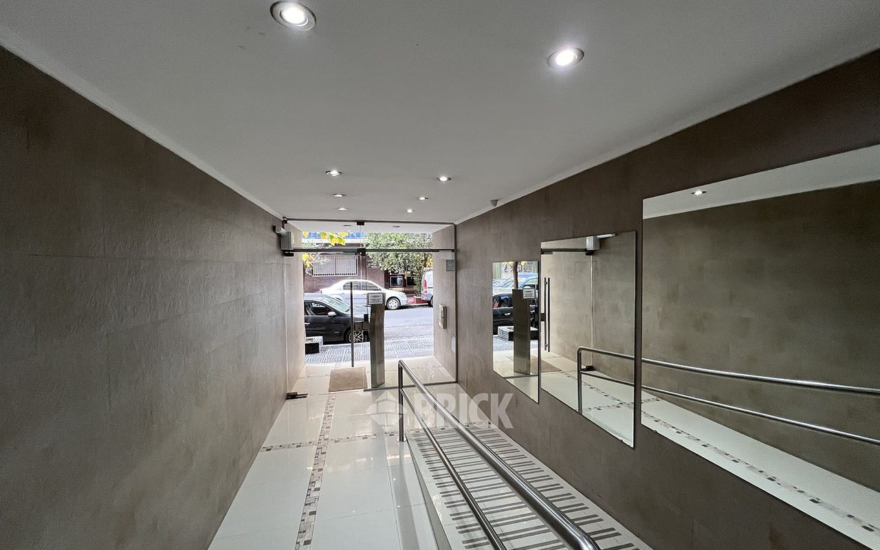 LAMBARE al 1100 Piso 9 8