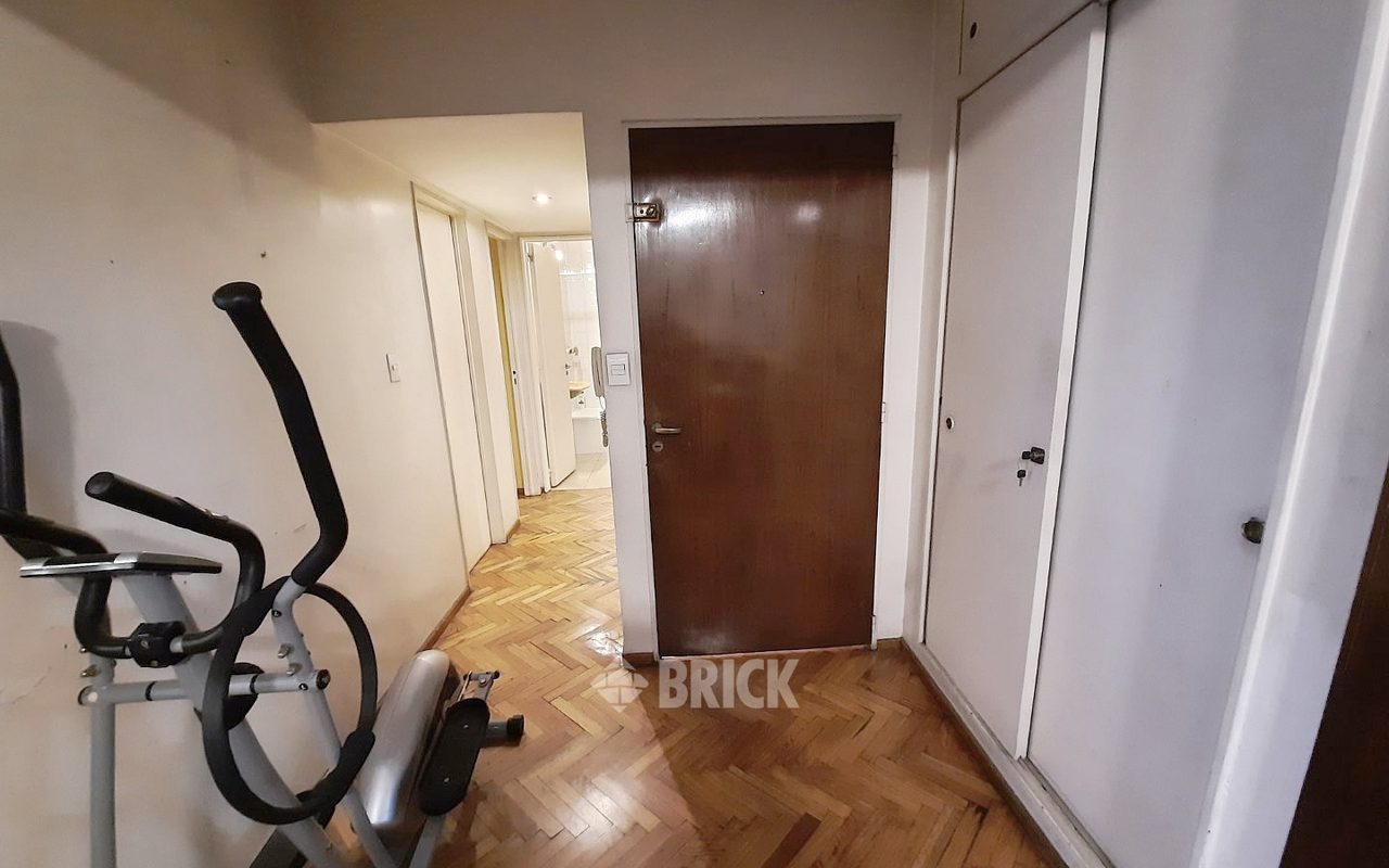 LAS HERAS, AV. al 2900 Piso 5 11