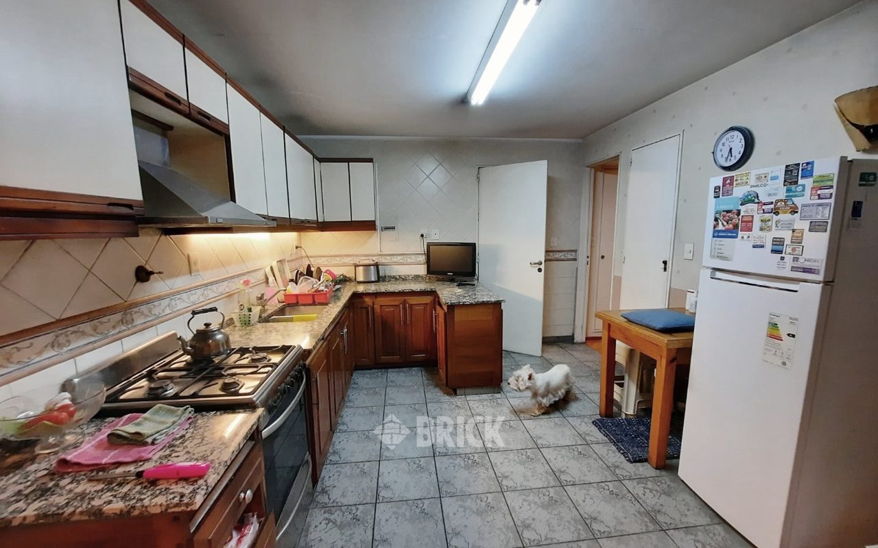 LAS HERAS, AV. al 2900 Piso 5 33