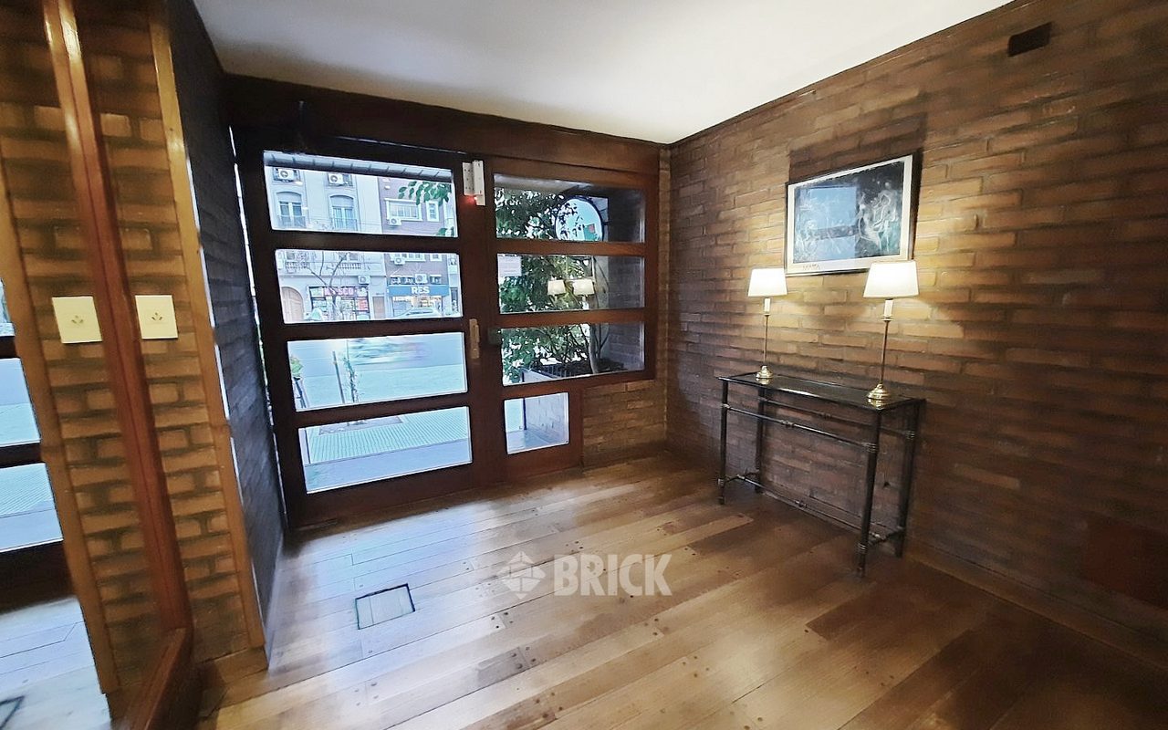 LAS HERAS, AV. al 2900 Piso 5 39