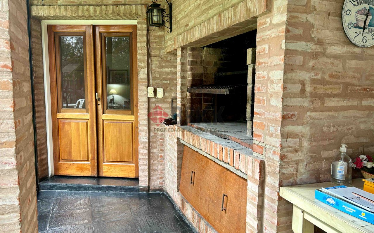 GOLFERS COUNTRY CLUB 9