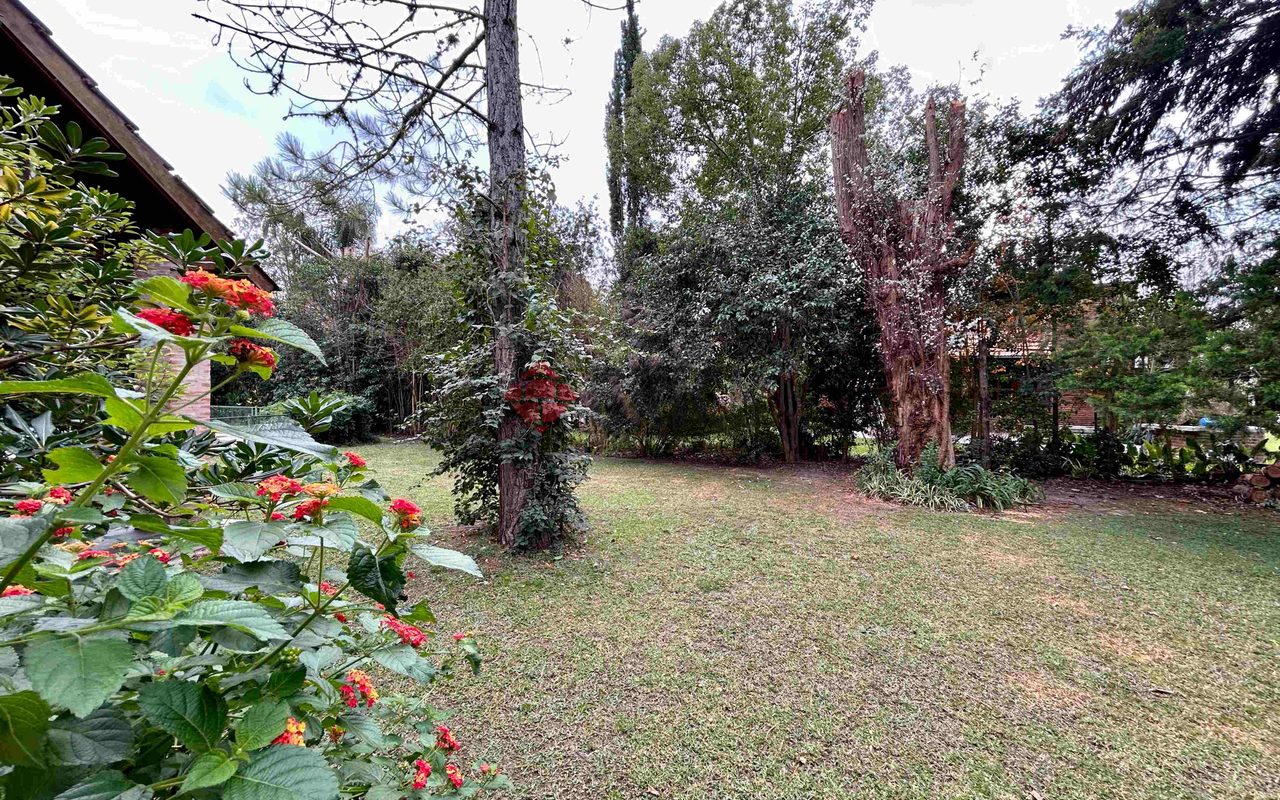 GOLFERS COUNTRY CLUB 28