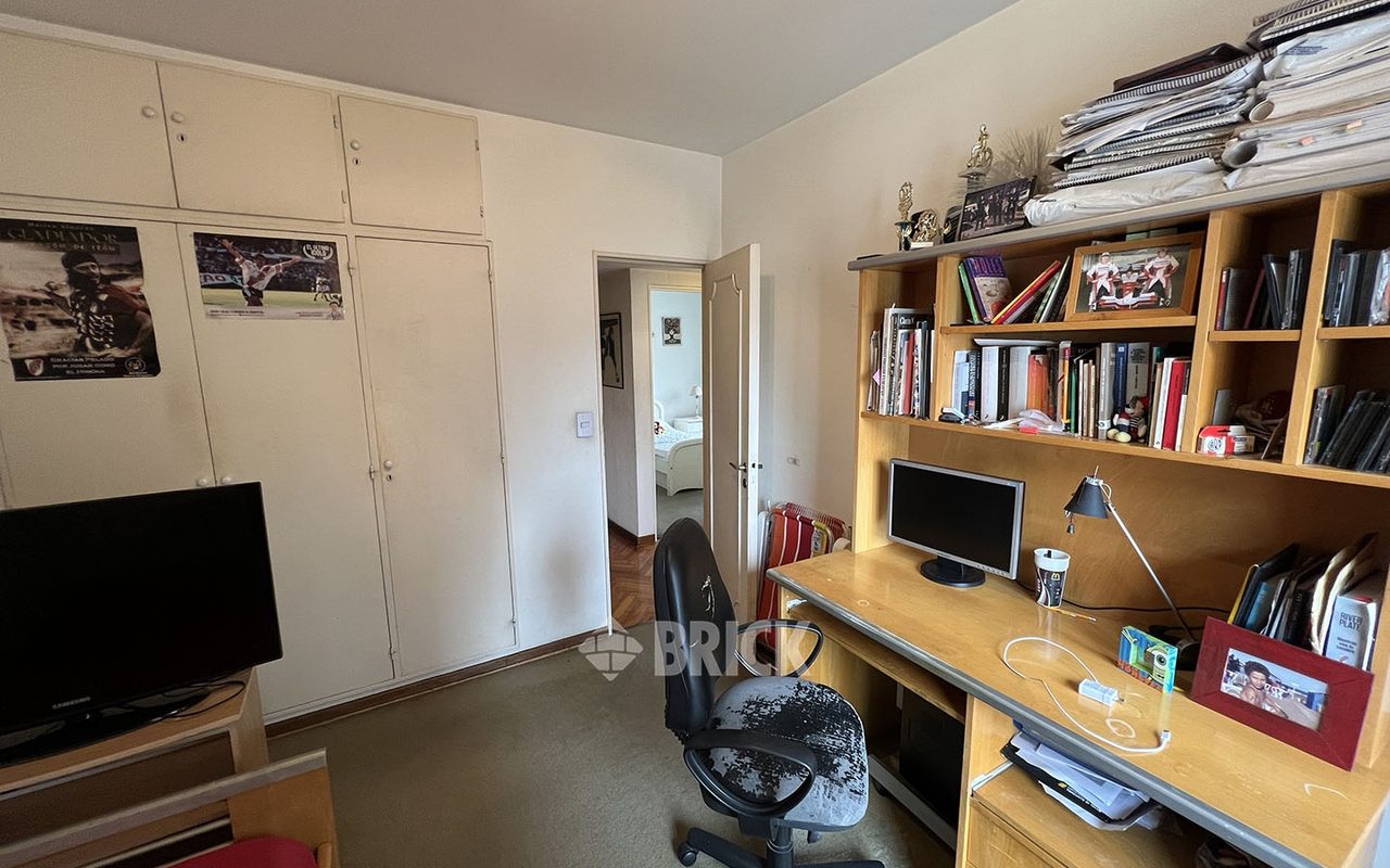 OLAZABAL al 2800 Piso 8 15