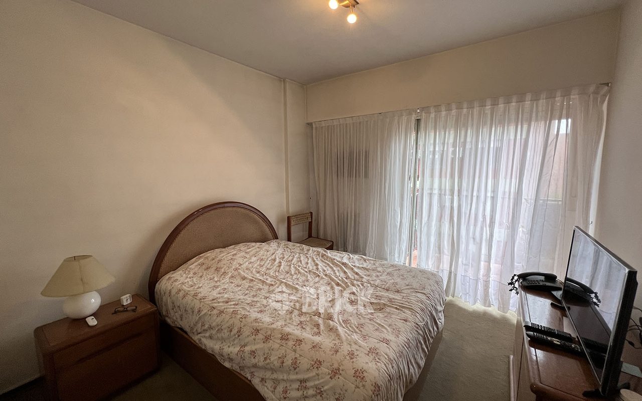 OLAZABAL al 2800 Piso 8 19