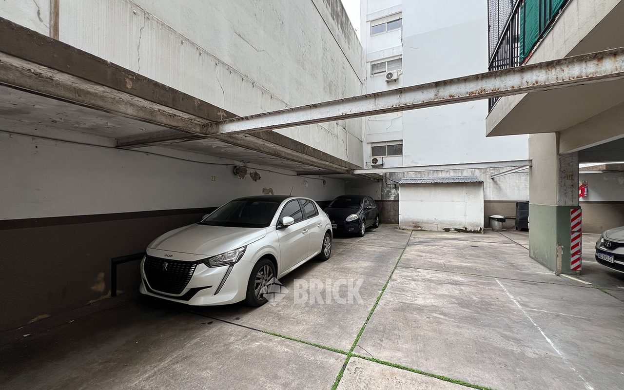 OLAZABAL al 2800 Piso 8 25