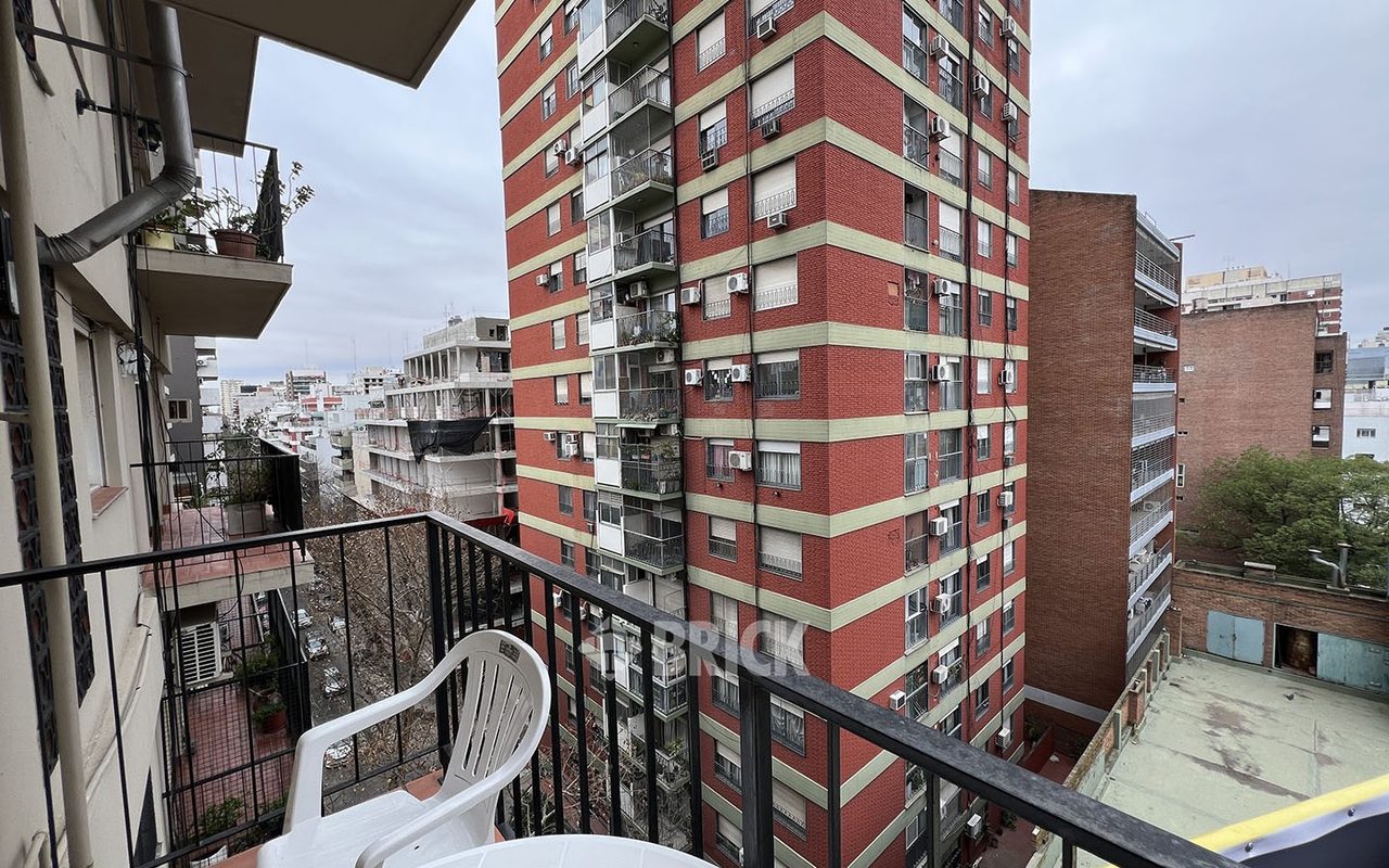 OLAZABAL al 2800 Piso 8 5